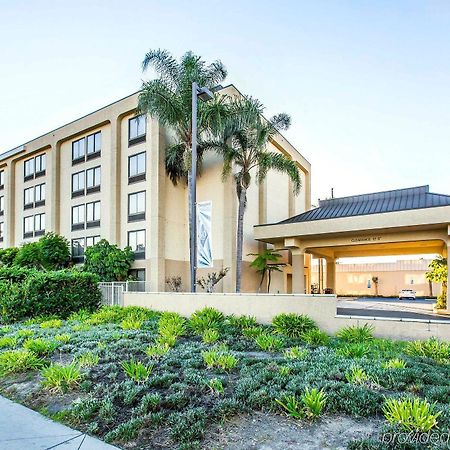 Comfort Inn Anaheim Resort Экстерьер фото