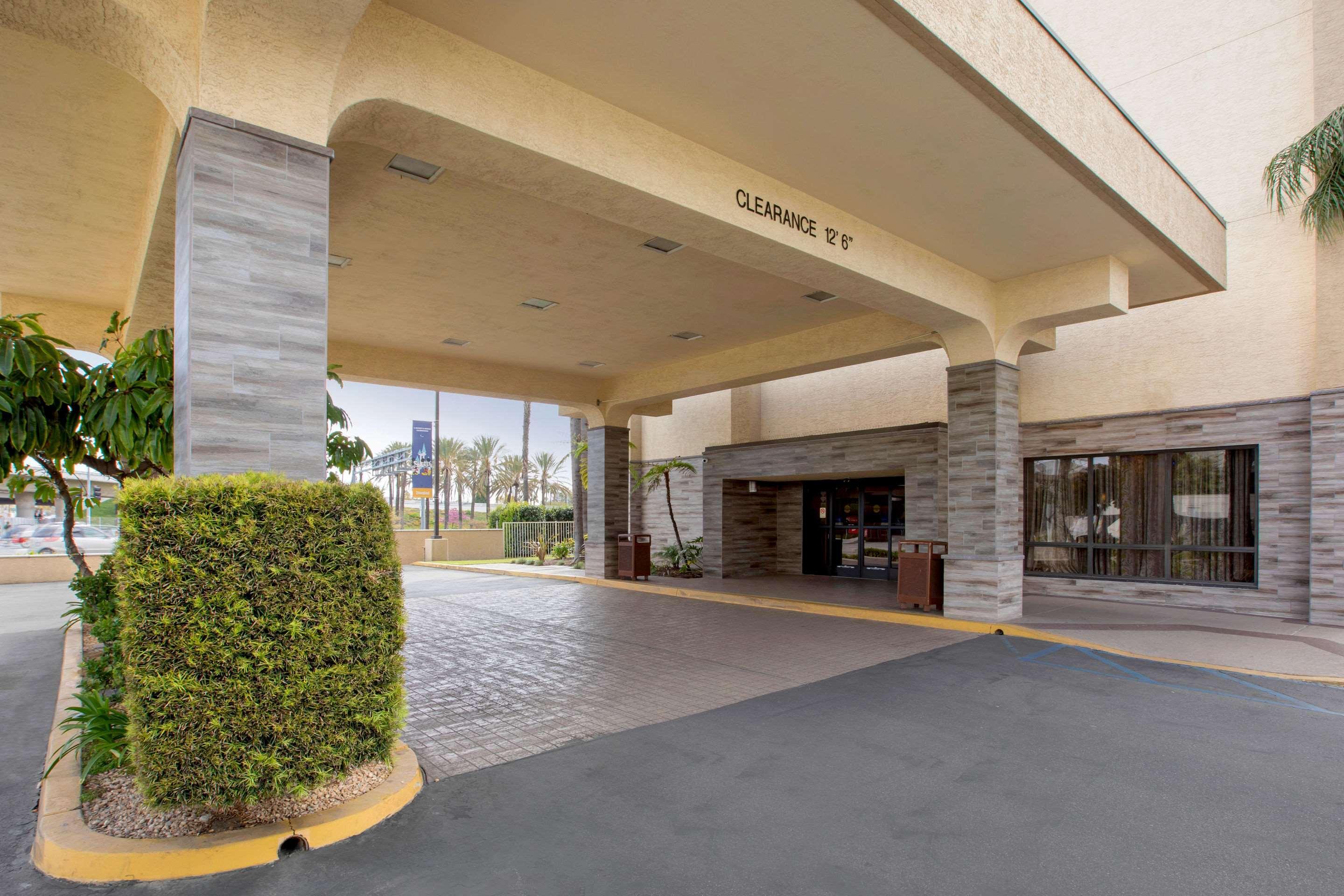 Comfort Inn Anaheim Resort Экстерьер фото