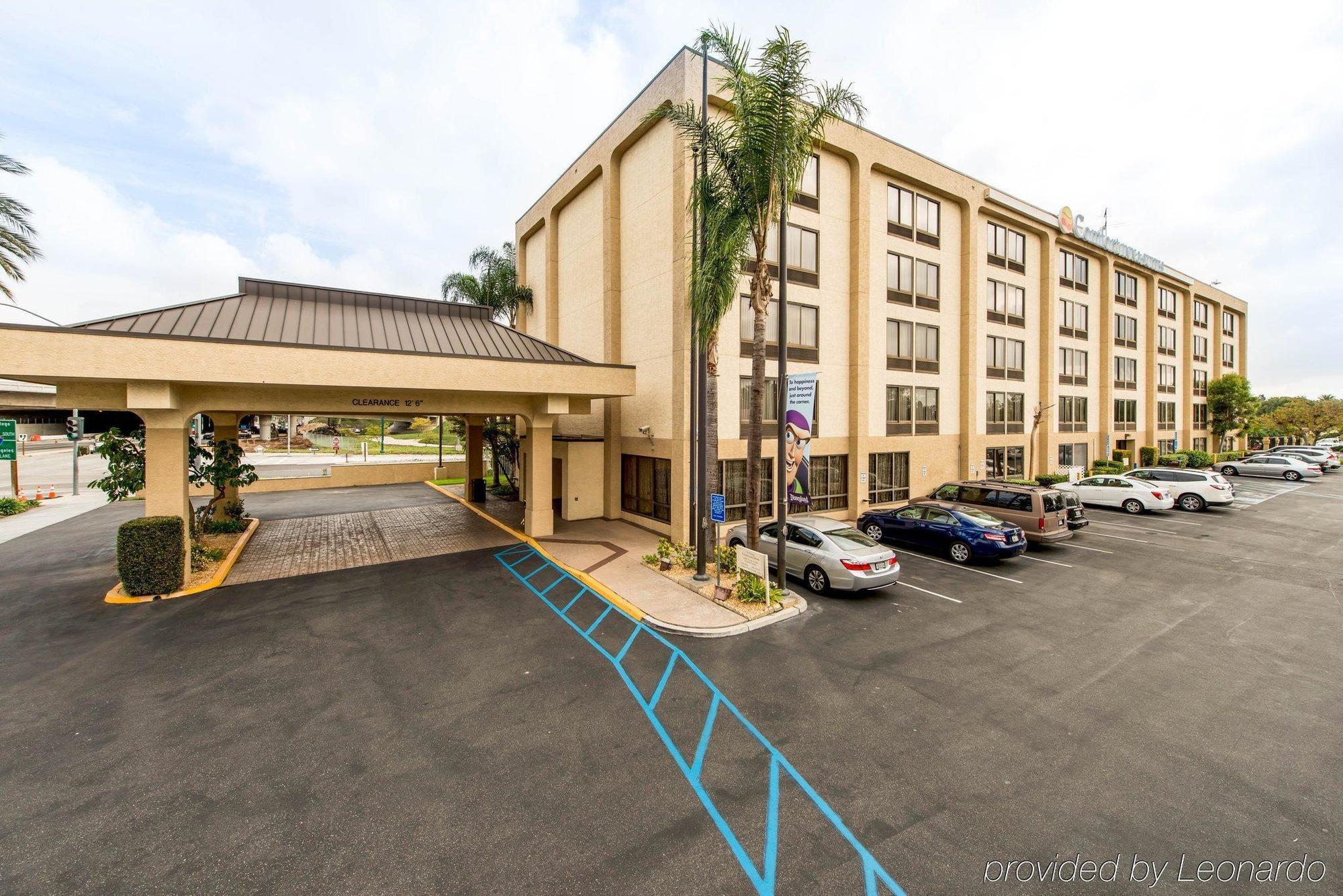 Comfort Inn Anaheim Resort Экстерьер фото