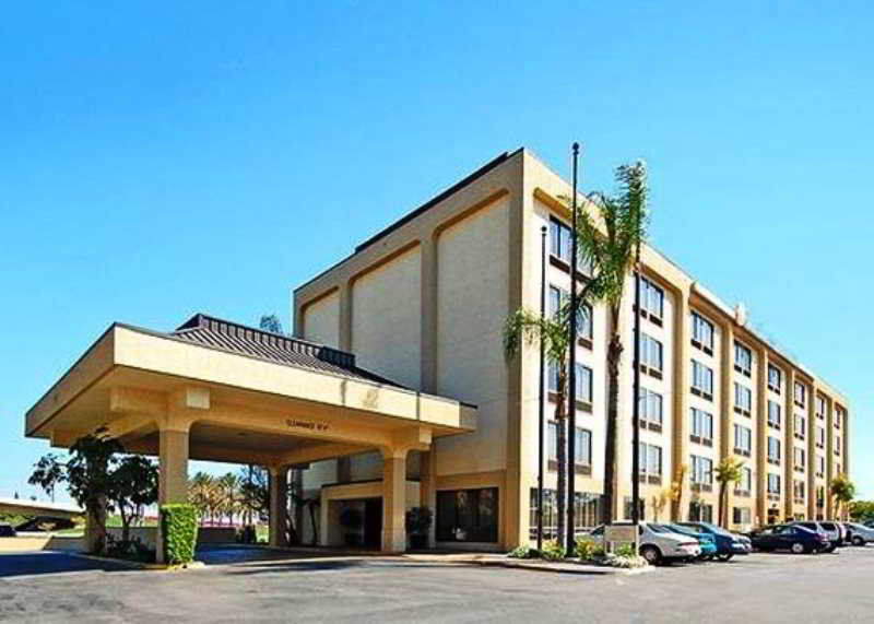 Comfort Inn Anaheim Resort Экстерьер фото